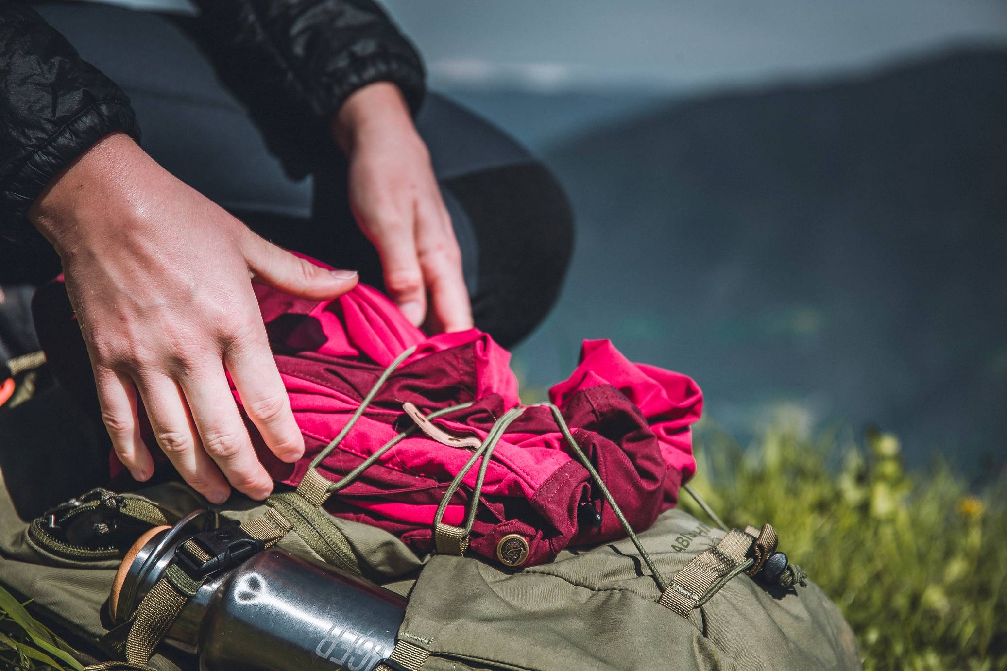 Packe für deine Wanderung den Rucksack mit unseren Tipps ein.