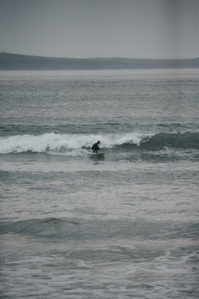Surfer in Donegal im Irland Urlaub