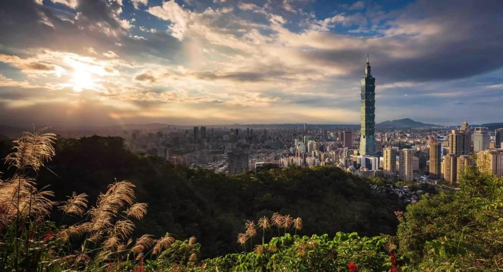 Taiwan Reisen: Blick auf die Stadt Taipeh