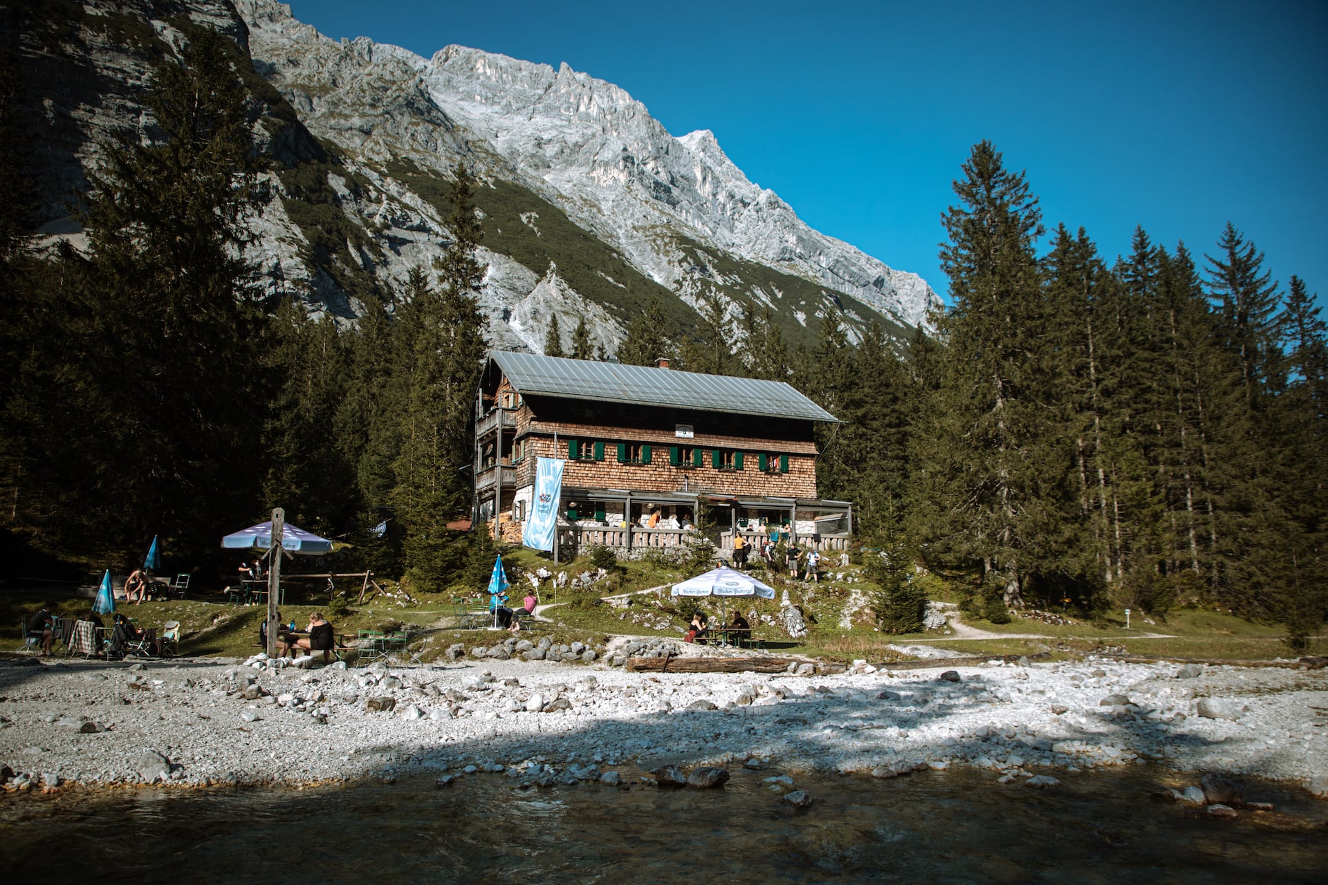Zugspitze Wandertour Reintalangerhütte