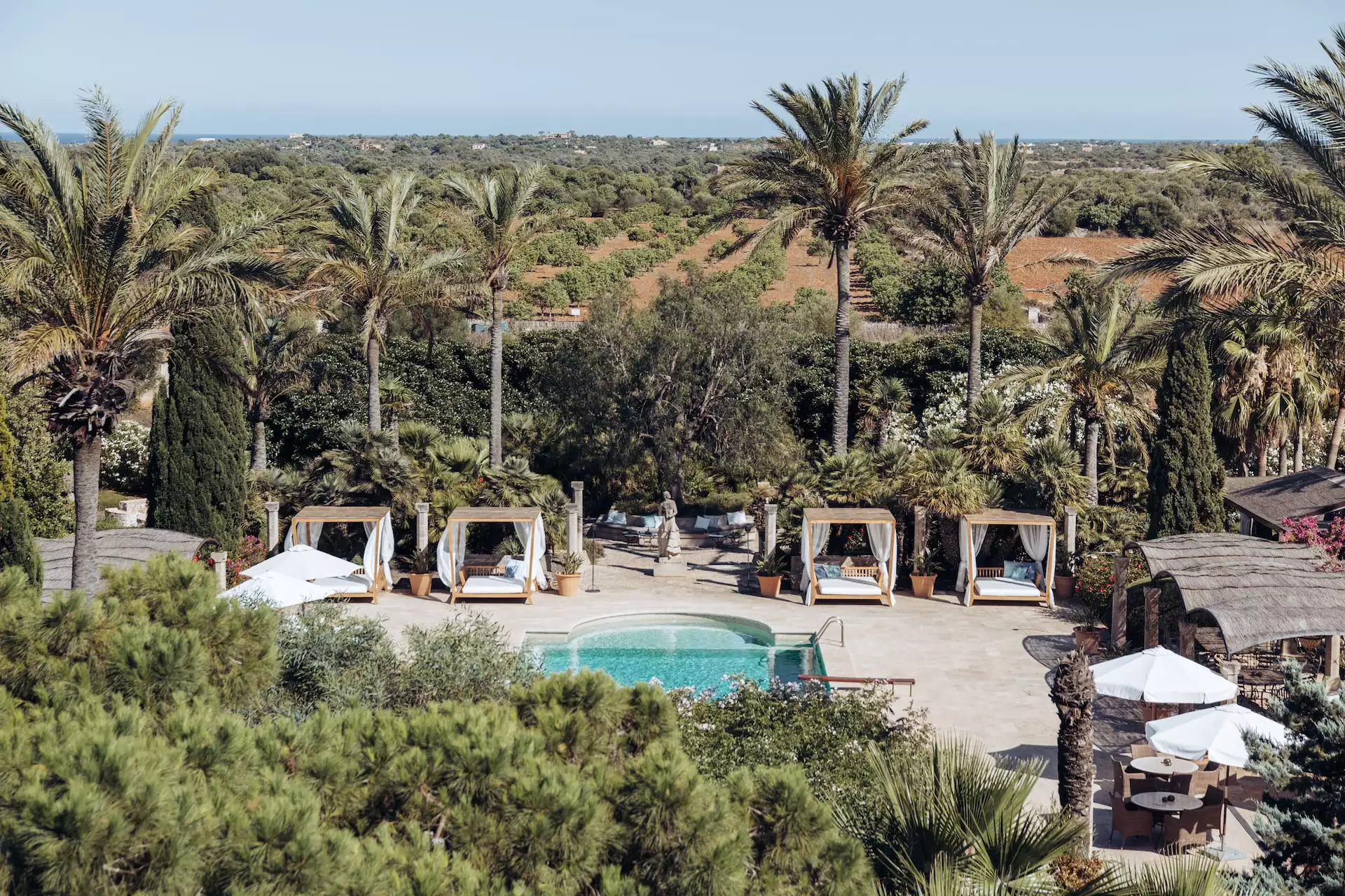 Pool vom Finca Hotel Cal Reiet Holistic Retreat