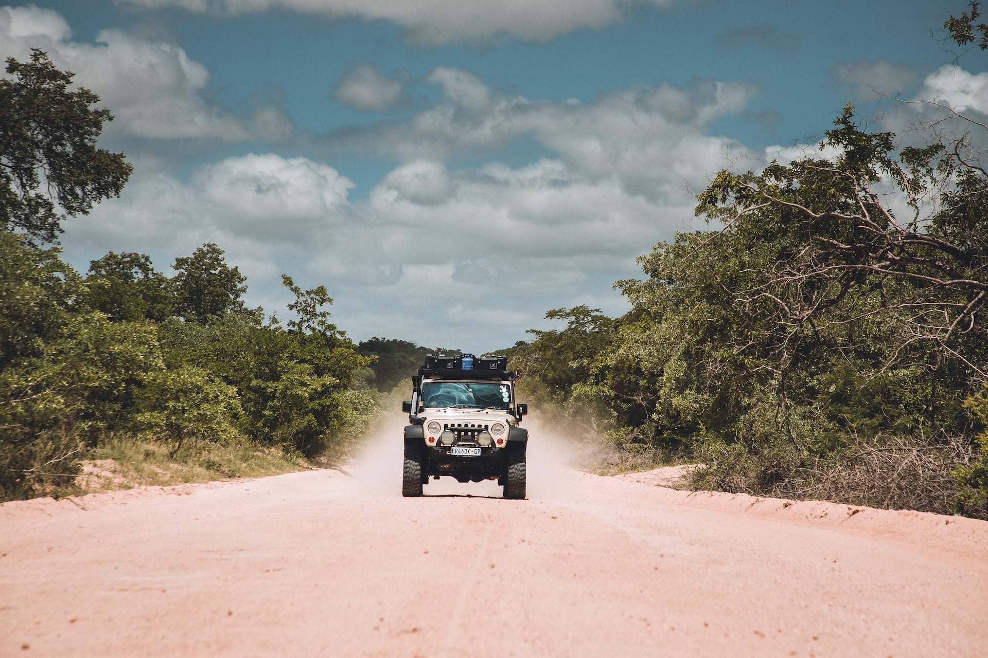 Mietwagen auf dem Weg zum Kruger Nationalpark in Südafrika