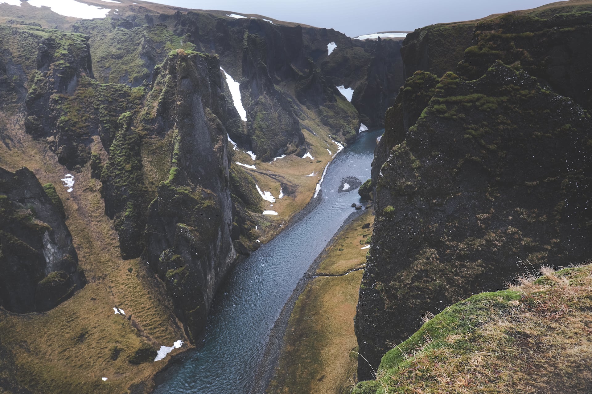 Rundreise durch Island Fjaðrárgljúfur